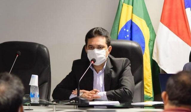 Assembleia e OAB/AM intervêm na ação que pode prejudicar moradores do conjunto Castanheiras