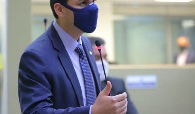 Novas rotas aéreas  beneficiarão  o Amazonas, avalia Saullo Vianna