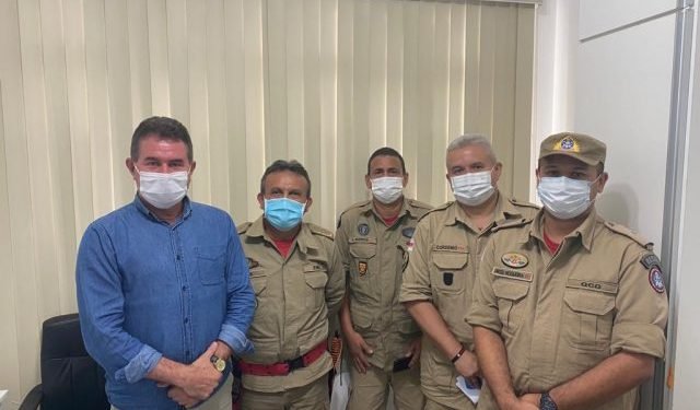 Dr. Gomes propõe processo seletivo para serviço militar temporário de Corpo de Bombeiros