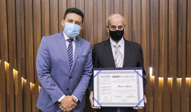 Ex-superintendente da PF, Mauro Sposito, recebe título de cidadão do Amazonas na Assembleia Legislativa
