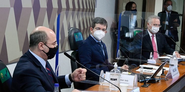 Randolfe pede que Wilson Witzel dê novo depoimento, em caráter reservado