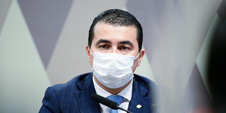 Miranda confirma Ricardo Barros como mentor de pressões no Ministério da Saúde