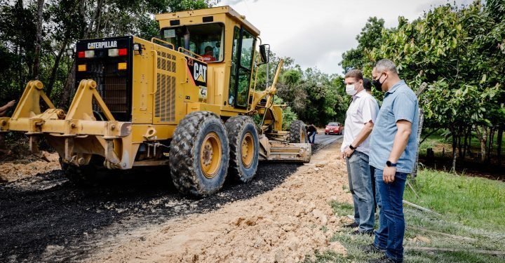 Prefeitura revitaliza ramais na zona Rural de Manaus