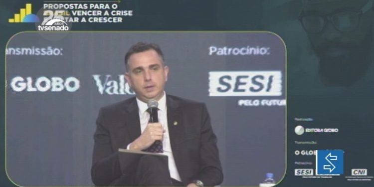 Vídeo: Em evento na CNI, Pacheco defende importância de reformas