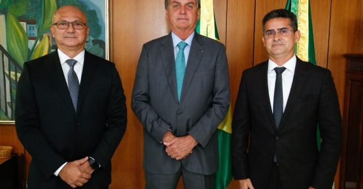 David Almeida obtém investimentos junto ao governo federal no combate à pandemia e aos efeitos da cheia em Manaus