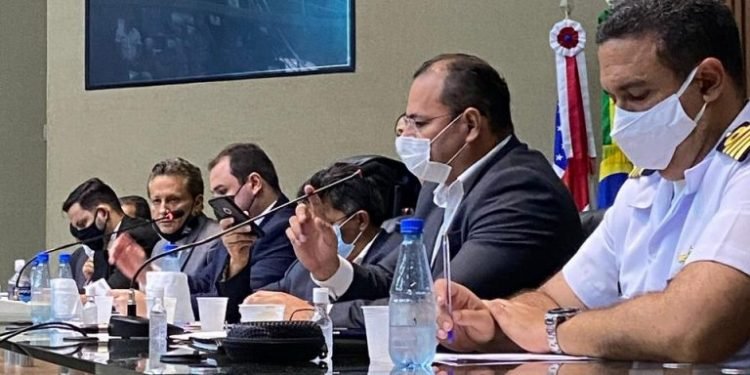 Projeto de Lei proposto pelo Executivo visa regular o transporte nos rios do Amazonas