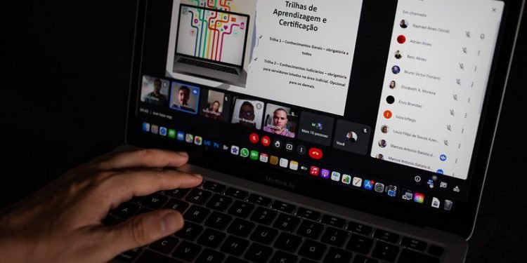 Novos servidores iniciam curso de formação promovido pela Eastjam