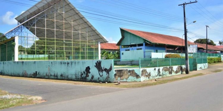 Escolas estaduais de Manacapuru e Novo Airão passam por revitalização