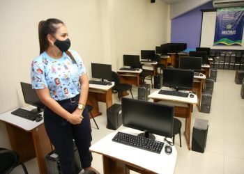 Governo do Estado entrega R$ 150 mil em fomento para Abrigo Moacyr Alves