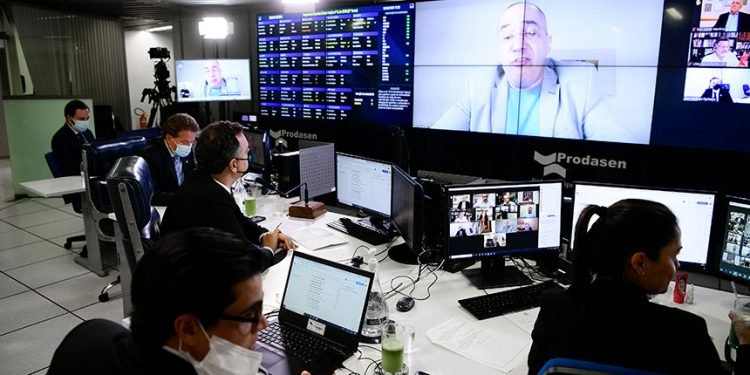 Projeto que prevê prova de vida por meios eletrônicos pode ser votado na próxima semana