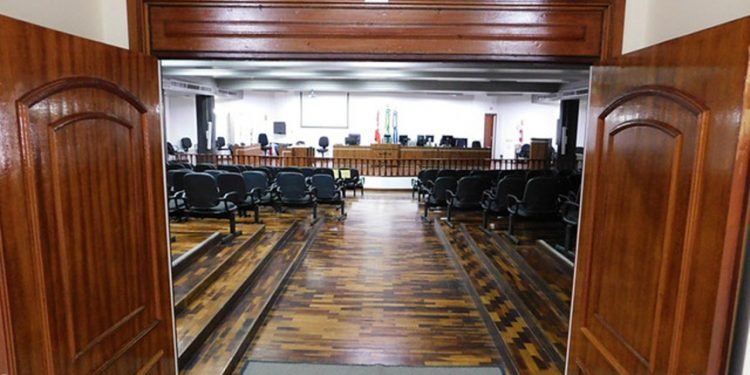 Projeto prevê paridade de gênero em conselhos de sentença