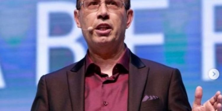 CPI ouvirá o empresário Carlos Wizard e auditor do TCU