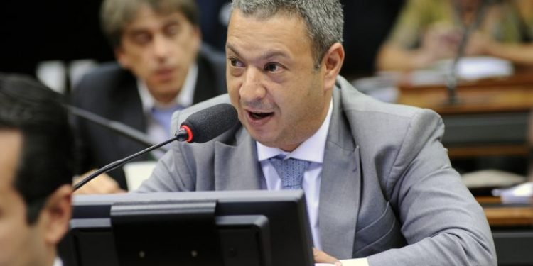 Comissão aprova projeto que institui Campanha Junho Verde para promoção da educação ambiental