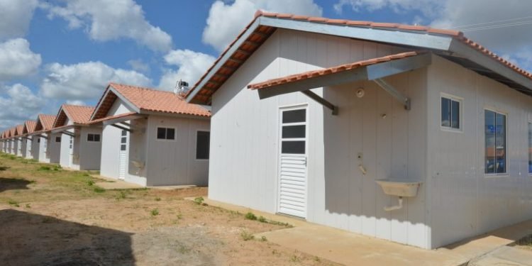 Comissão debate programa Casa Verde e Amarela