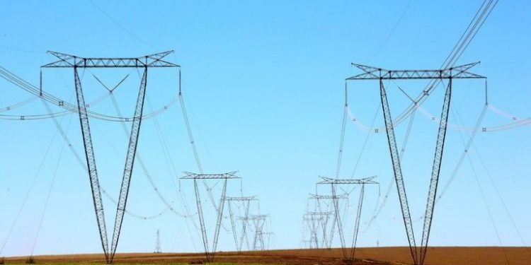 MP que permite a desestatização da Eletrobras volta à Câmara