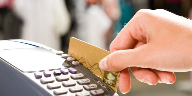 Comissão debate projeto que trata da segurança no armazenamento de dados dos consumidores