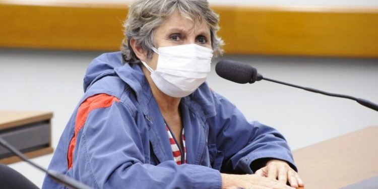 Comissão aprova projeto que obriga pagamento de salário-maternidade em 30 dias