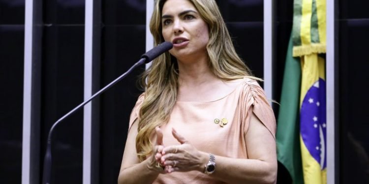 Proposta prevê uso de tecnologias da informação contra transtornos cognitivos em idosos