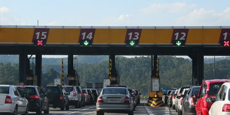 Sancionada lei que estabelece pagamento proporcional de pedágios