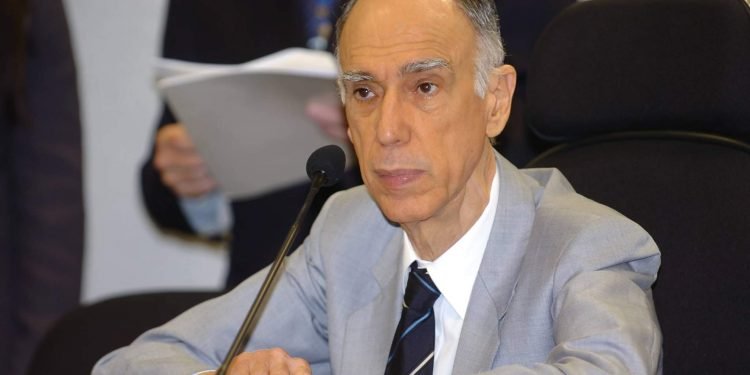 Presidente do Senado lamenta morte de Marco Maciel
