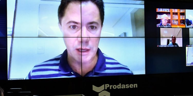 Congresso derruba veto e prorroga auxílio emergencial para a cultura