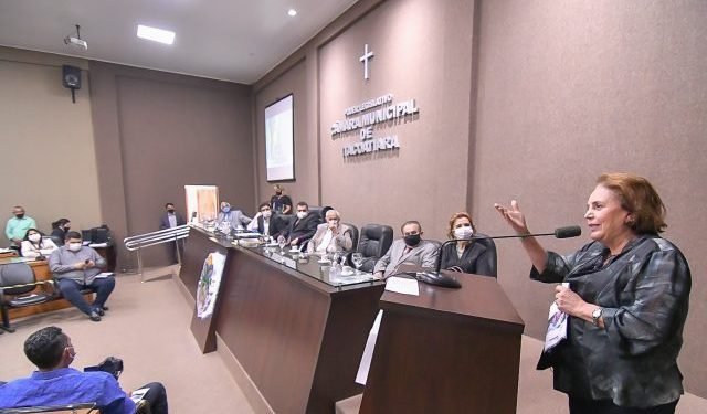 Deputada Therezinha Ruiz leva apoio à implantação da Funati em Itacoatiara