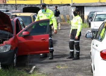 Prefeitura integra operação para fiscalizar veículos apreendidos
