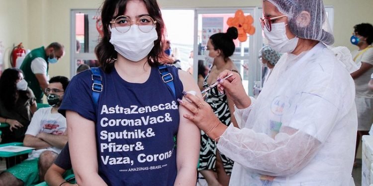 Prefeitura de Manaus reforça a importância da segunda dose na proteção contra a Covid-19