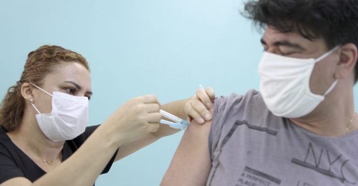 Prefeitura vacina mais de 66 mil pessoas contra a influenza no ‘Dia D’ da campanha