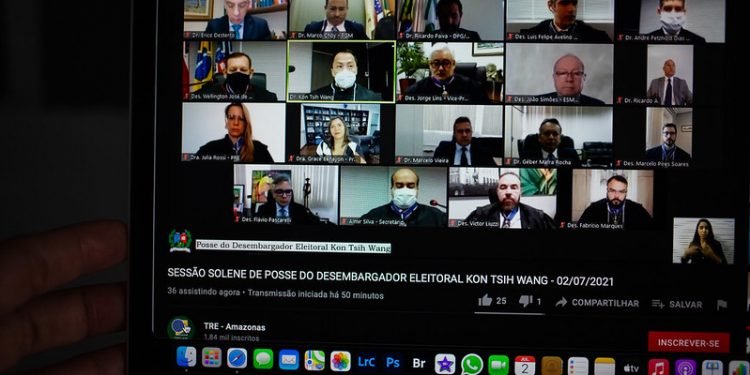 TJAM prestigia posse de novo membro do TRE/AM