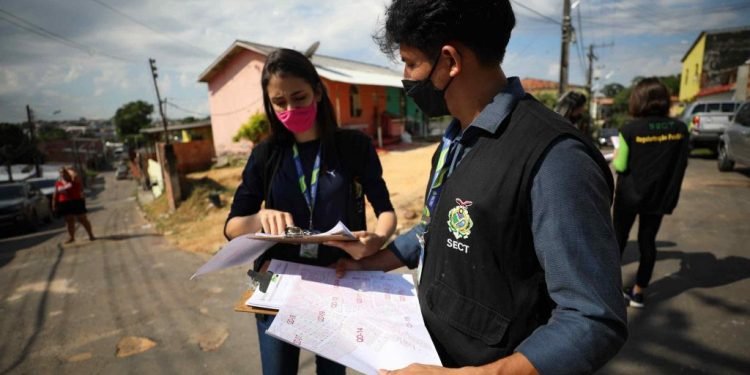 Governo do Amazonas continua cadastramento para entrega de títulos definitivos de terras na capital