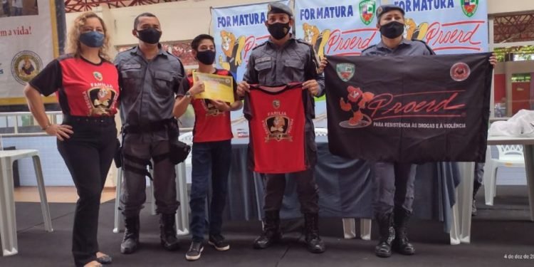 Polícias do Amazonas alcançaram mais de 742 mil crianças e adolescentes com programas de prevenção às drogas