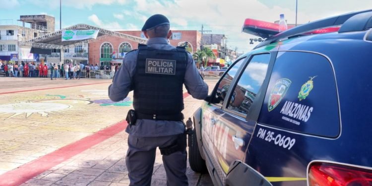 PM prende suspeitos de porte ilegal de arma de fogo, tentativa de estupro e posse de entorpecentes