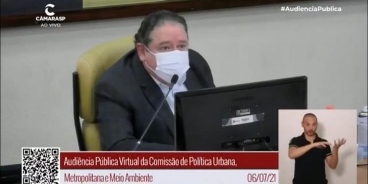 Alterações no PL da Lei das Antenas são discutidas em audiência pública da Comissão de Política Urbana