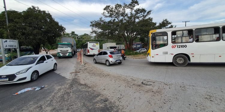 Prefeitura vai interditar via que dá acesso à rotatória da Suframa para revitalização viária