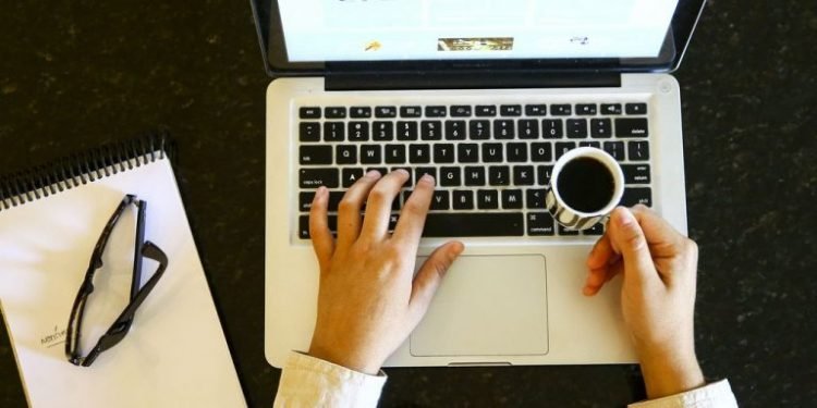 Comissão debate medidas de liberalização do comércio exterior