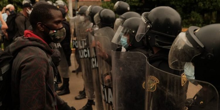 Comissão de Direitos Humanos debate migração no contexto da pandemia