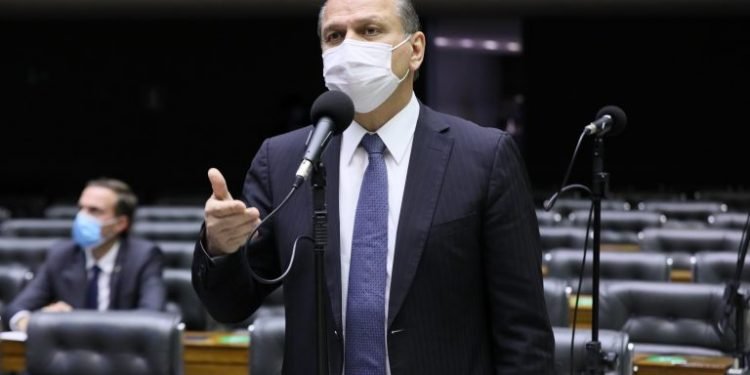 Projeto cria programa federal para incentivar uso de biocombustíveis avançados