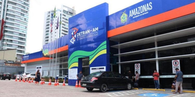 Detran prorroga prazo de regularização de CNH e de veículos no Amazonas