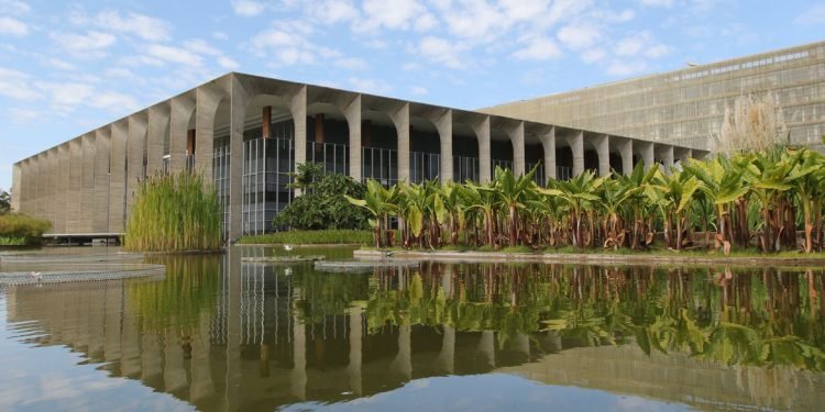 Governo brasileiro manifesta solidariedade ao povo do Haiti