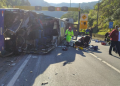 Ônibus do time do Umuarama Futsal tomba e deixa 2 mortos e 20 feridos