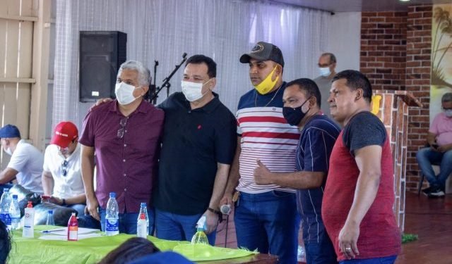 Deputado Tony Medeiros anuncia recursos para a Associação dos Pescadores do Careiro da Várzea