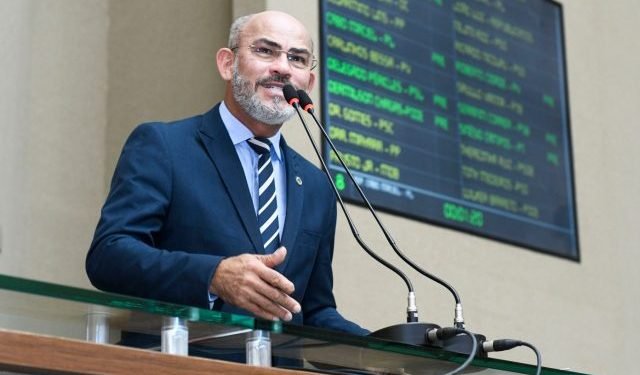 DPE, CNJ e TJ-AM inspecionam presos do IPAT, destaca deputado Cabo Maciel