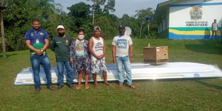 Idam entrega R$ 151 mil em crédito rural para agricultores e avicultores de Benjamin Constant