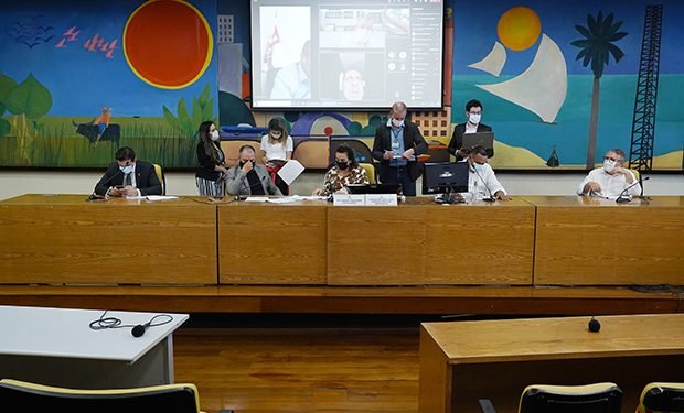 CCJ aprova redação final de projeto que reconhece atividades religiosas como serviços essenciais na capital