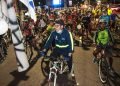 Vereador Rodrigo Guedes participa de manifestação com mais de 800 ciclistas em Manaus