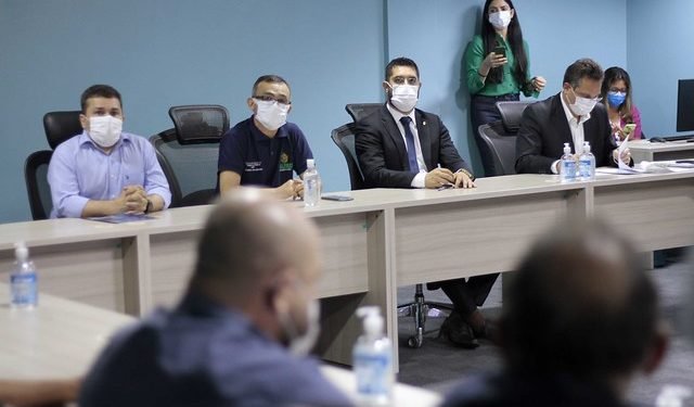 Assinatura de TAC entre prefeitura e empresários de sucata irá coibir furtos de produtos metálicos em Manaus