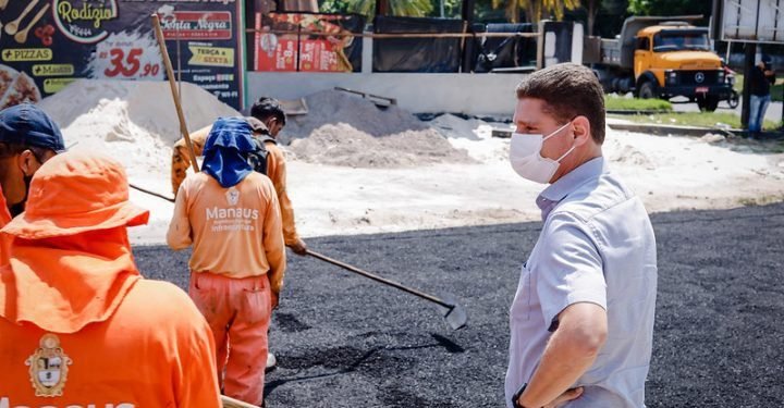 Prefeitura realiza mutirão de infraestrutura no Tarumã