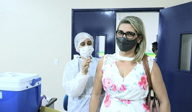 Prefeitura disponibiliza 19 pontos de vacinação contra a Covid-19 nesta segunda-feira, 23/8