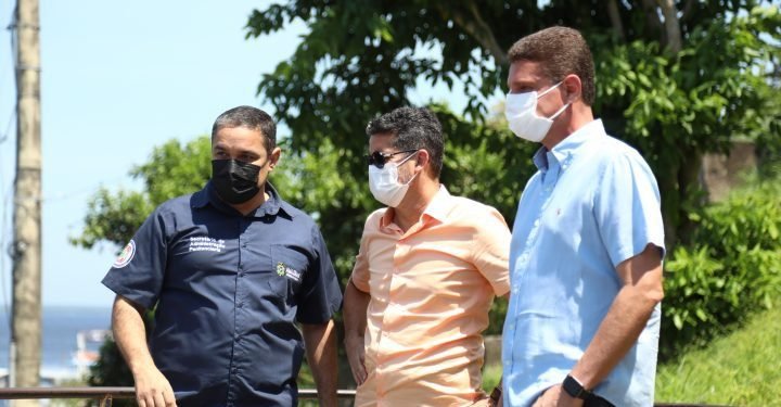 David Almeida e Marcos Rotta iniciam revitalização da Orla do Amarelinho, no Educandos